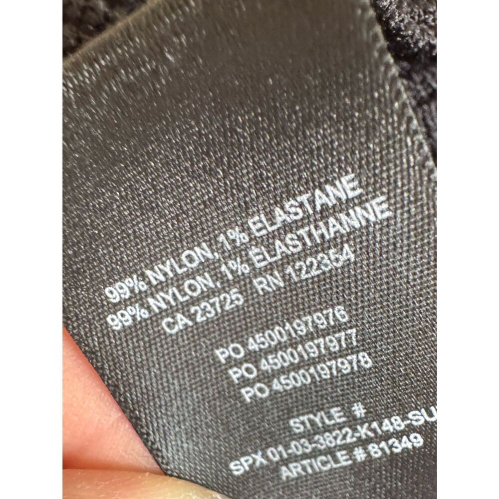Aritzia Babaton Women's Sculpt Knit Deep V Neck Tank Top in Black Size Small - Picture 6 of 7